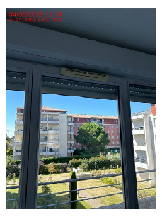 Vue depuis pièce principale